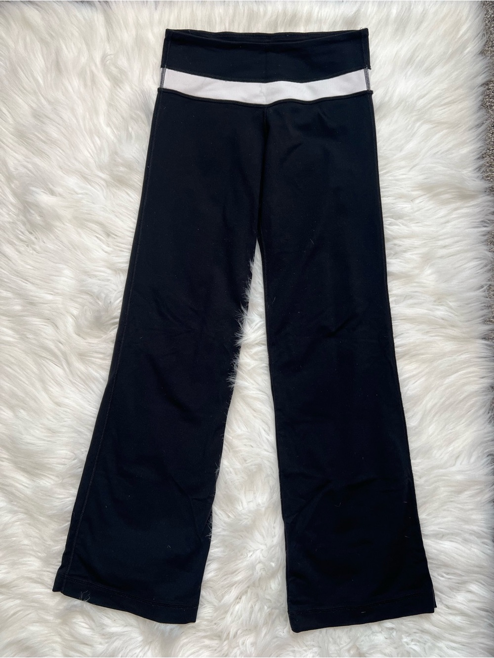 Lululemon Retro Groove